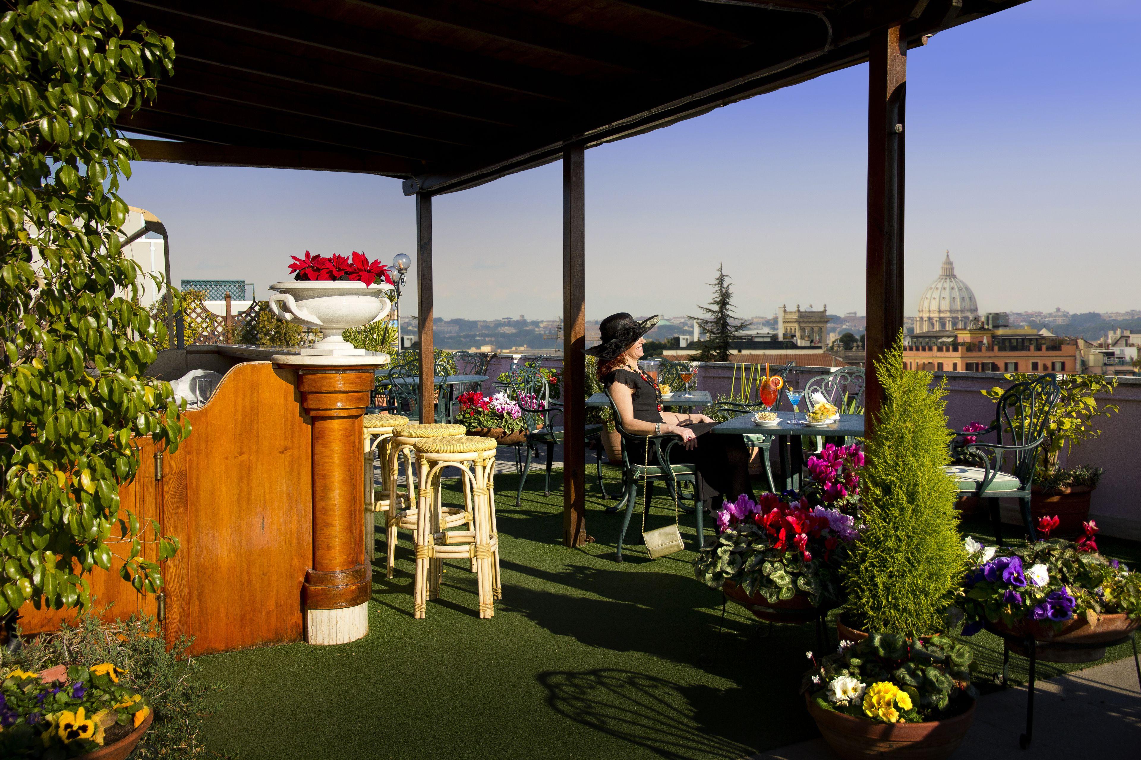 Marcella Royal Hotel - Rooftop Garden — Fotos 2